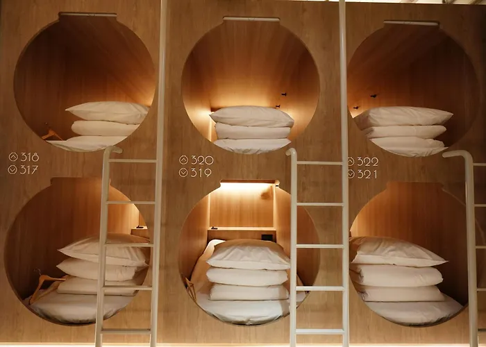 D A L Premium Capsule Hotel a capsule Seul