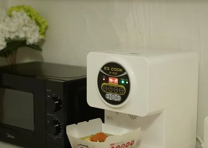 D A L Premium Capsule Hotel a capsule